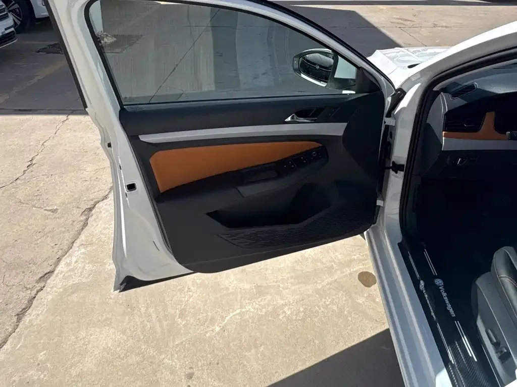 Volkswagen Bora 2025 из CN, фото 9