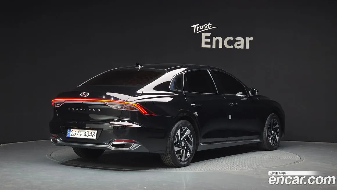 Hyundai Grandeur 2021 из KR, фото 5