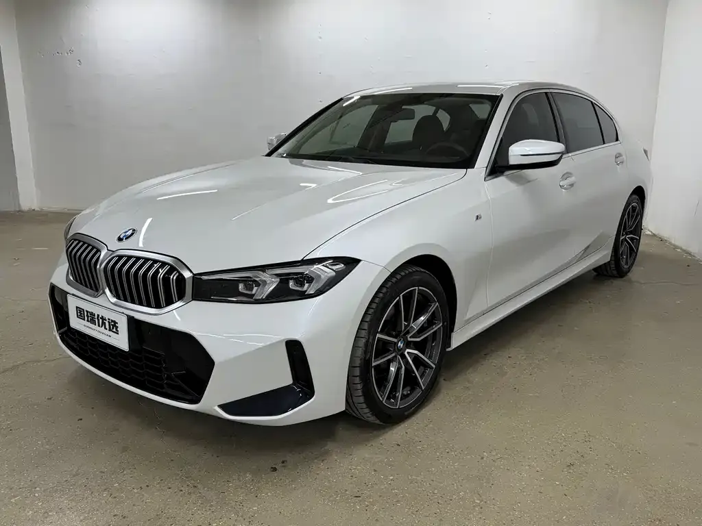 BMW 3 Series 2023 из CN, фото 1