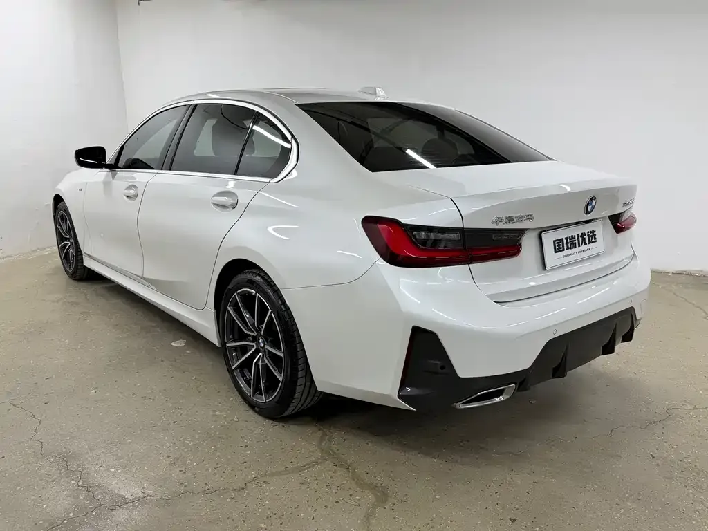 BMW 3 Series 2023 из CN, фото 10