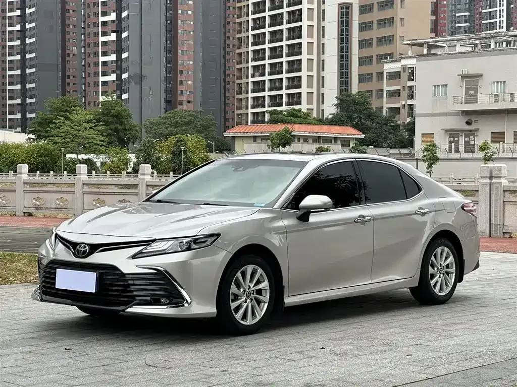 Toyota Camry 2022 из CN, фото 1