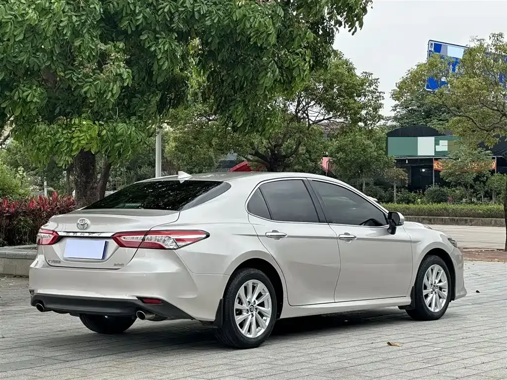 Toyota Camry 2022 из CN, фото 5