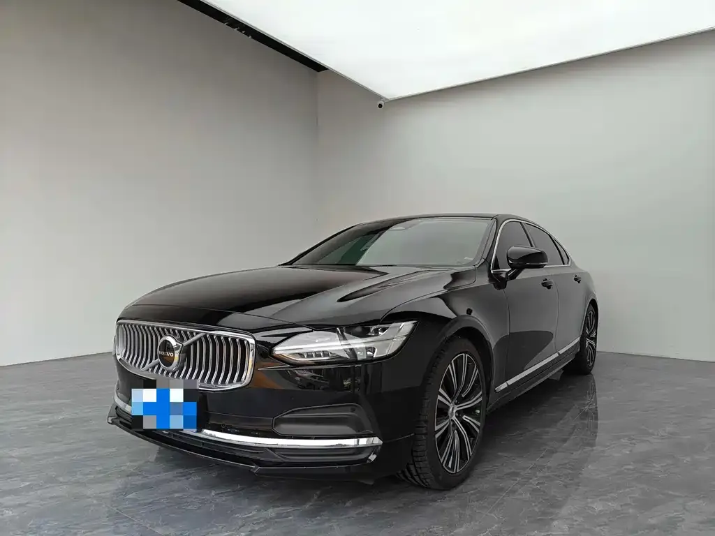 Volvo S90 — фото 1