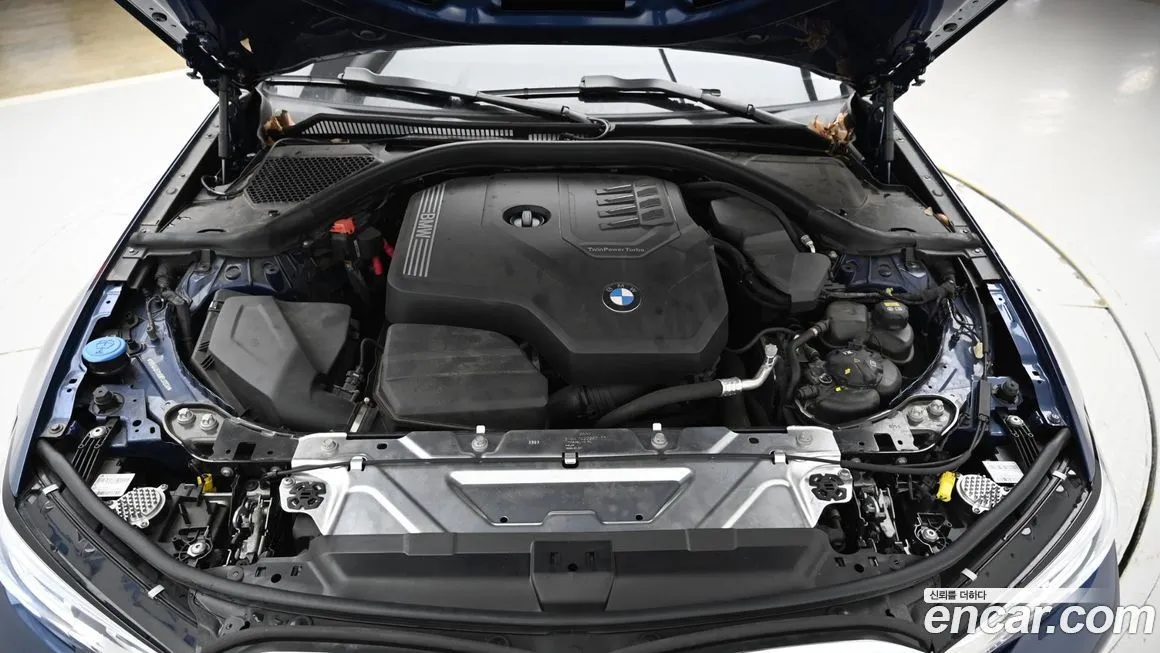BMW 3-Series 2021 из KR, фото 8