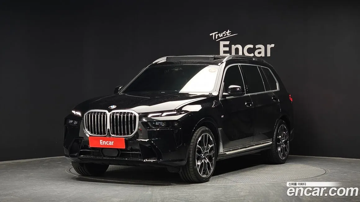 BMW X7 — фото 1