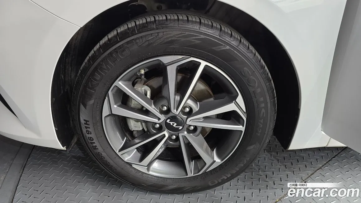 Kia K3 2023 из KR, фото 3
