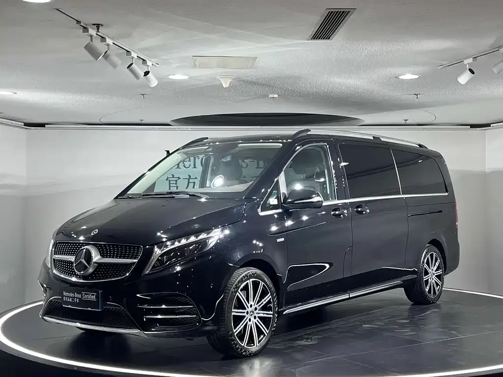 Mercedes-Benz V-Class 2023 из CN, фото 1