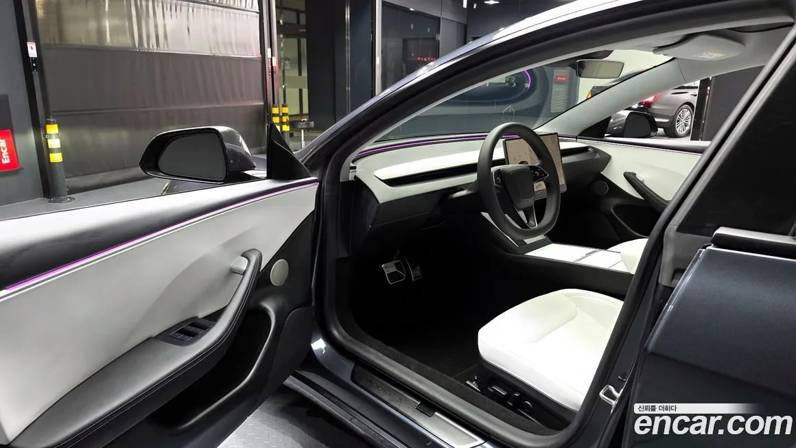 Tesla Model 3 2024 из KR, фото 9