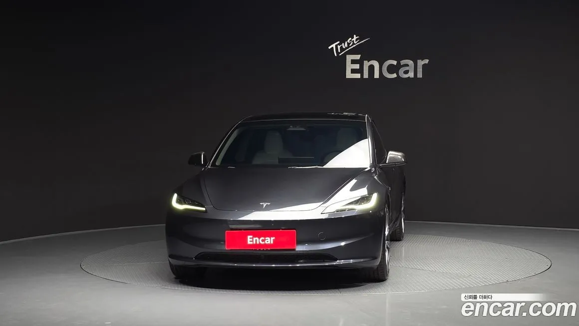 Tesla Model 3 2024 из KR, фото 3