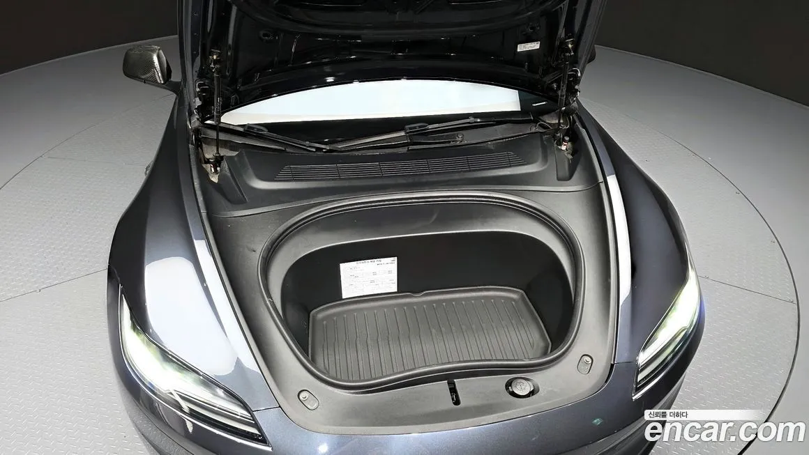 Tesla Model 3 2024 из KR, фото 8