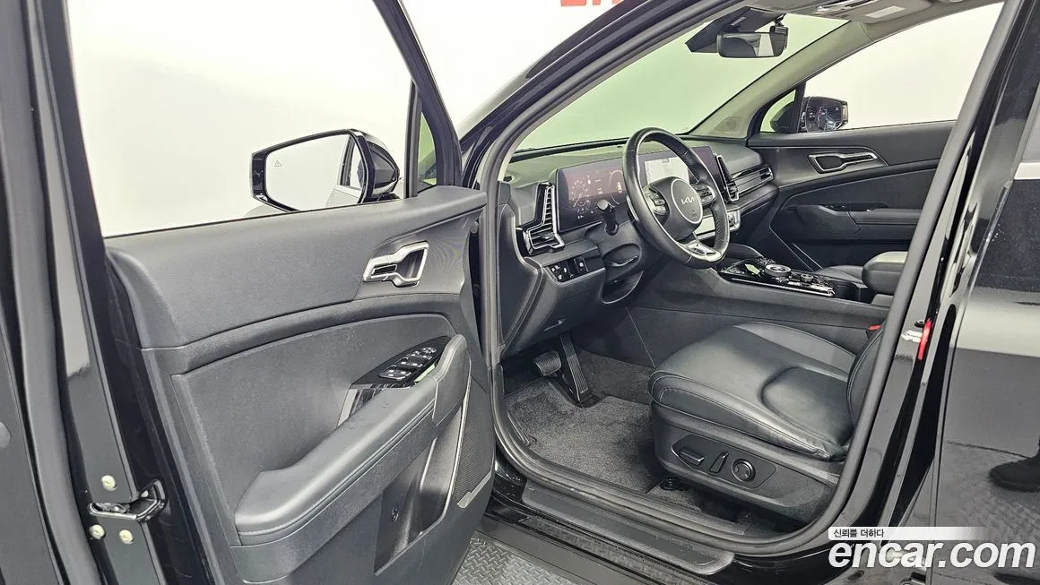 Kia Sportage — фото 8
