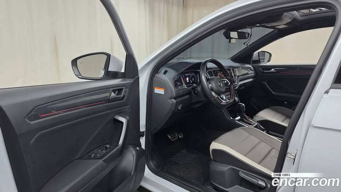 Volkswagen T-Roc 2021 из KR, фото 8