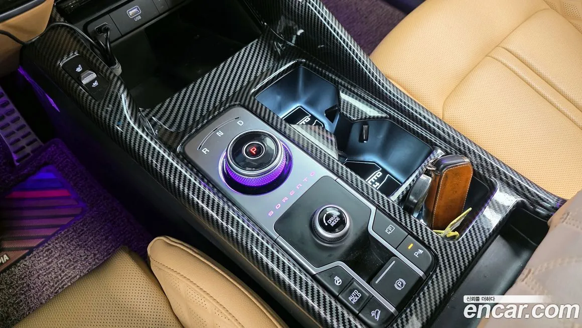 Kia Sorento — фото 9