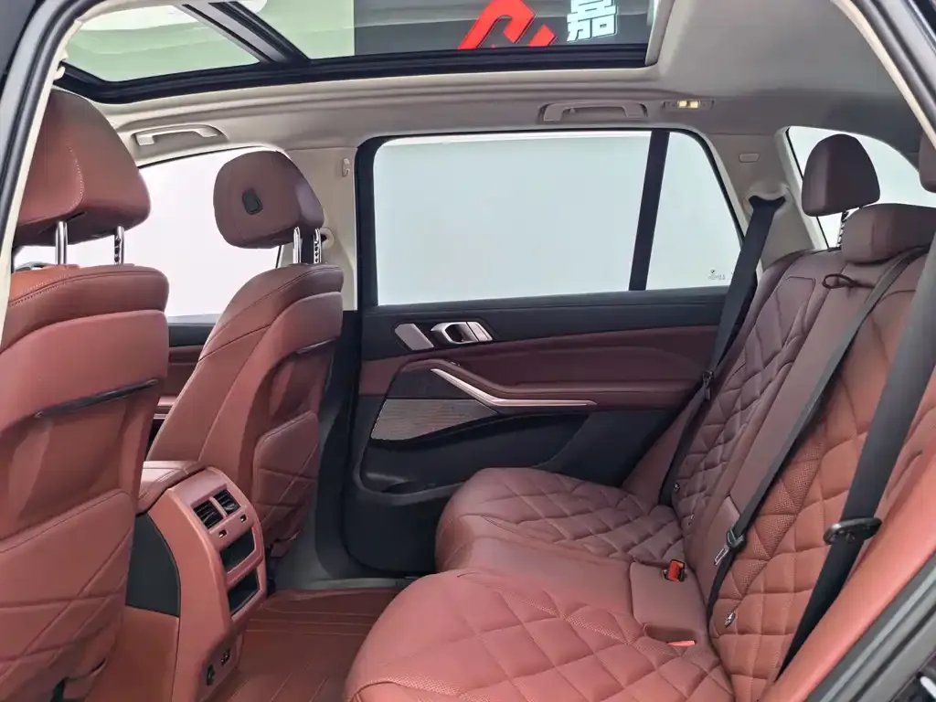 BMW X5 2022 из CN, фото 2