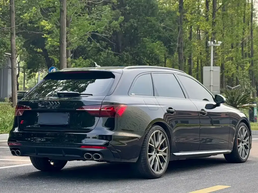 Audi S4 2025 из CN, фото 8