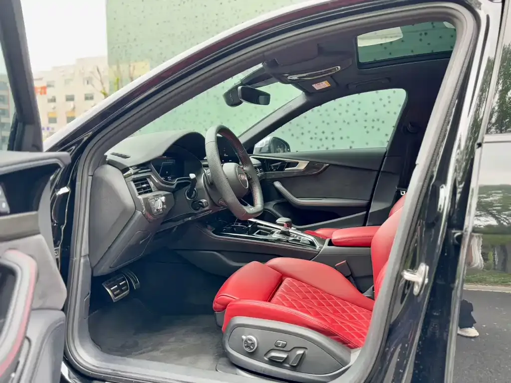 Audi S4 2025 из CN, фото 7