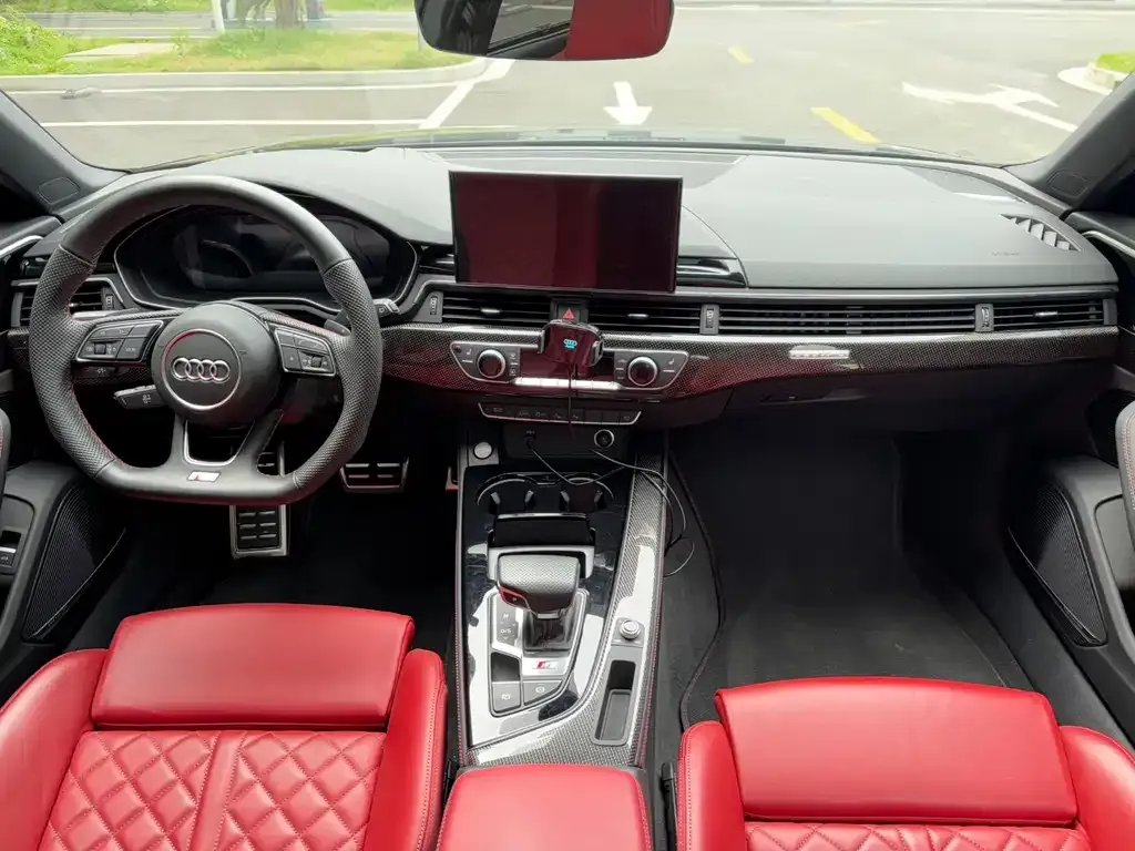 Audi S4 2025 из CN, фото 2