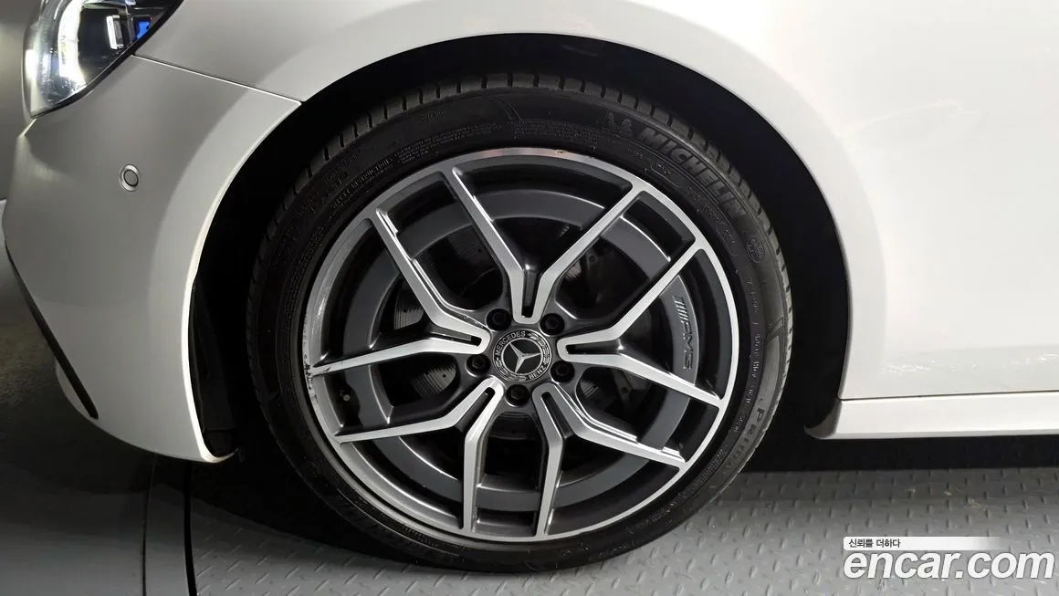 Mercedes-Benz E-Class 2021 из KR, фото 4