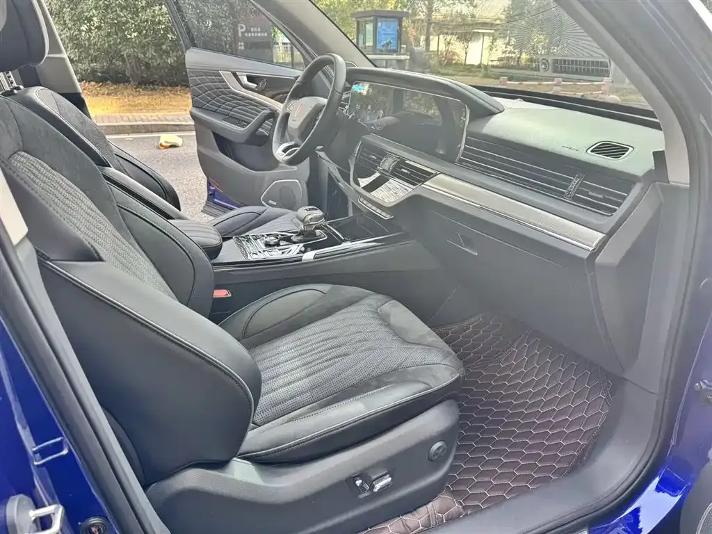 Hongqi HS5 2022 из CN, фото 2