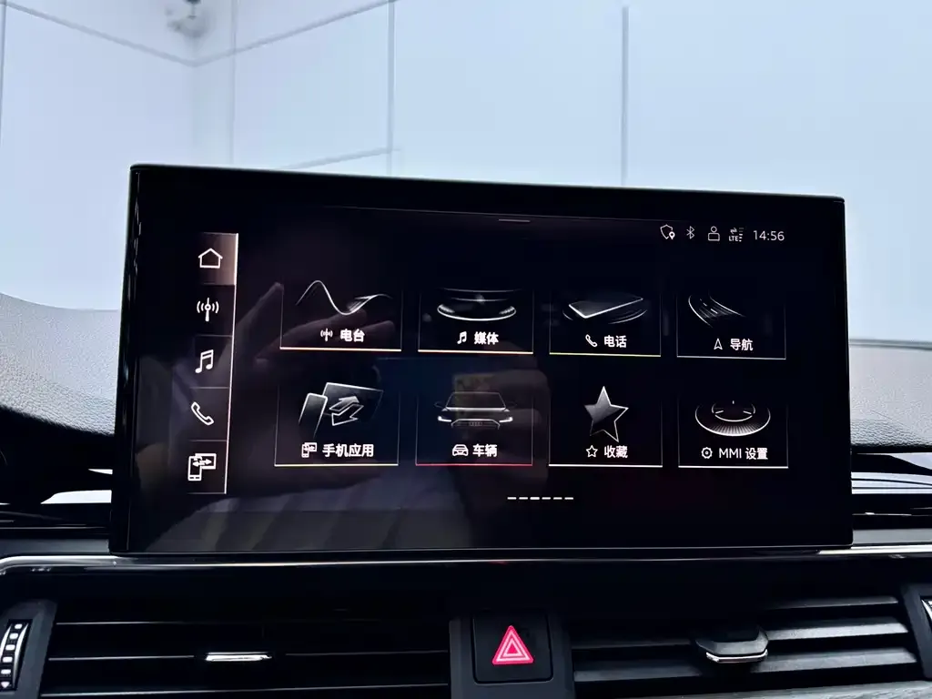 Audi A4L 2024 из CN, фото 8