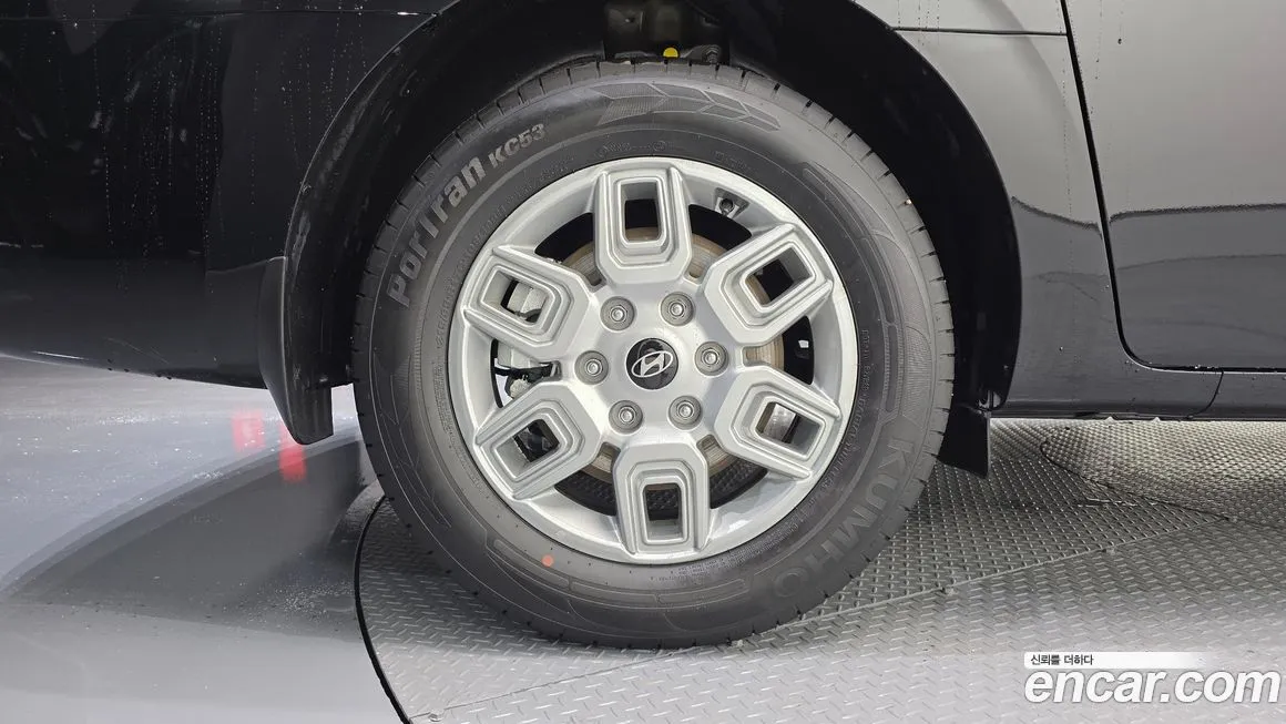 Hyundai Staria 2025 из KR, фото 2