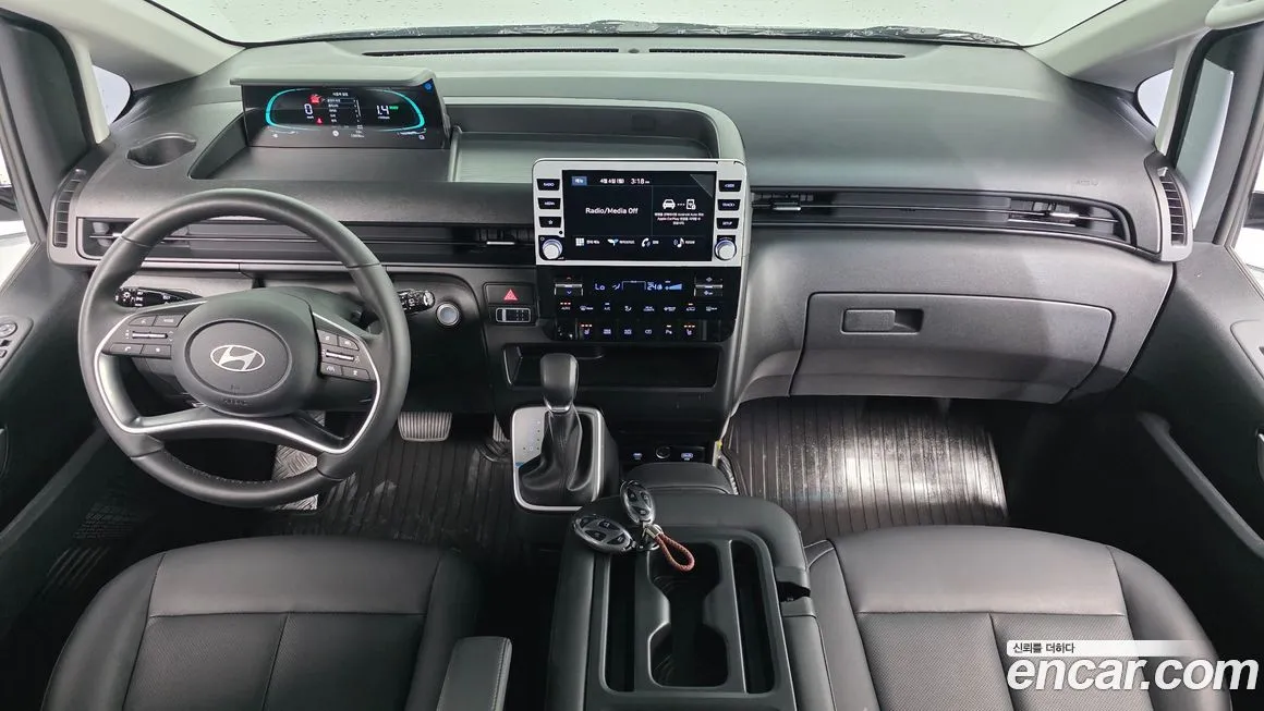 Hyundai Staria 2025 из KR, фото 5