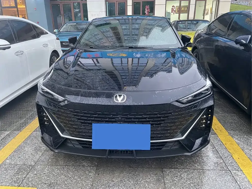 Changan UNI-V 2023 из CN, фото 8