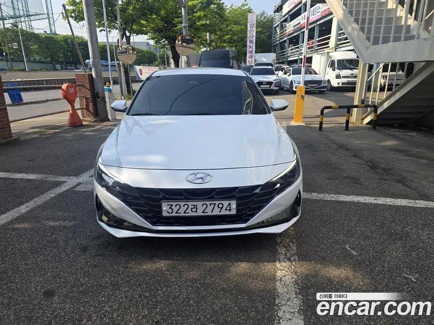 Hyundai AVANTE 2023 из KR, фото 1
