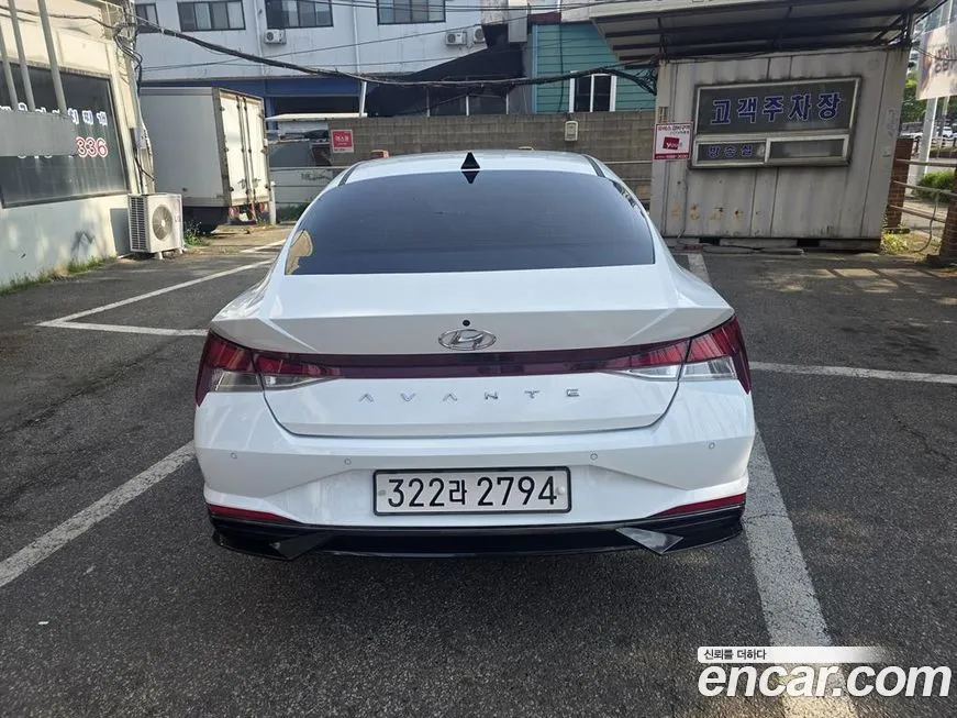 Hyundai AVANTE 2023 из KR, фото 3