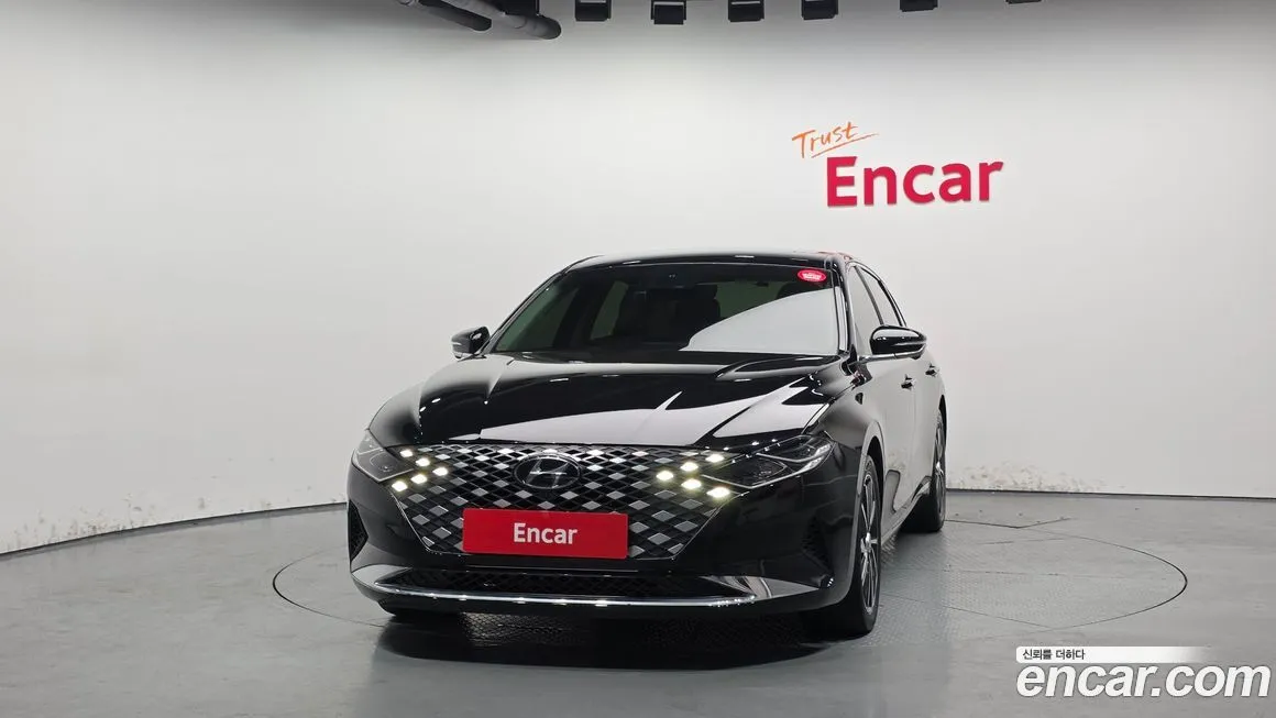 Hyundai Grandeur 2022 из KR, фото 2