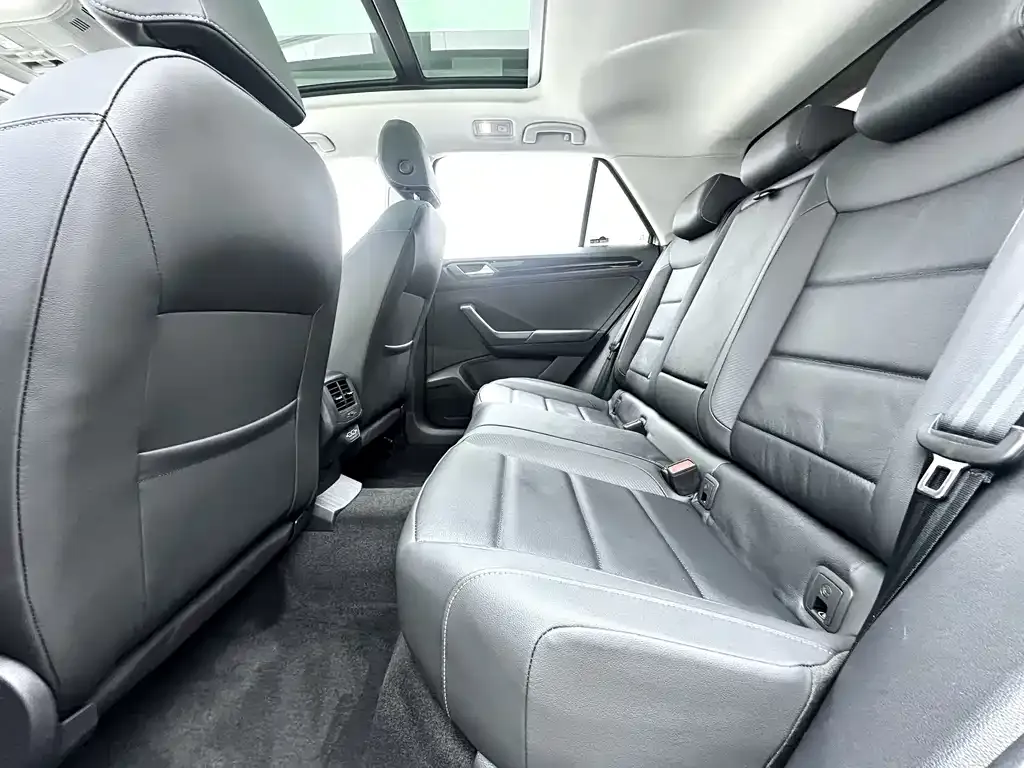 Volkswagen T-Roc 2021 из CN, фото 4
