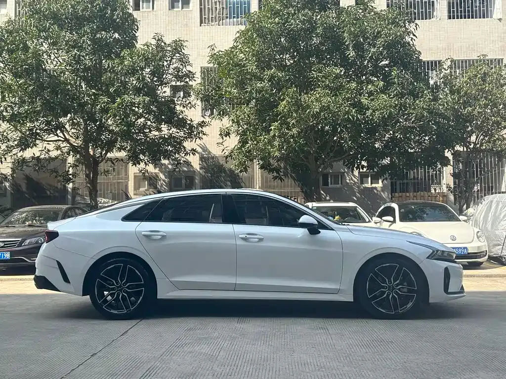 Kia K5 2021 из CN, фото 9