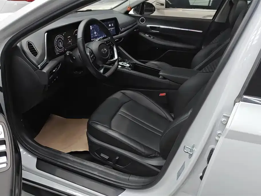 Hyundai Sonata 2021 из CN, фото 10