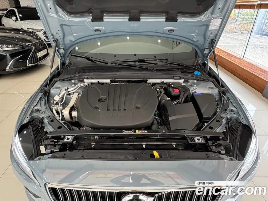 Volvo S60 2023 из KR, фото 9