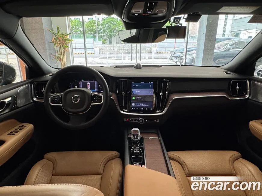 Volvo S60 2023 из KR, фото 4