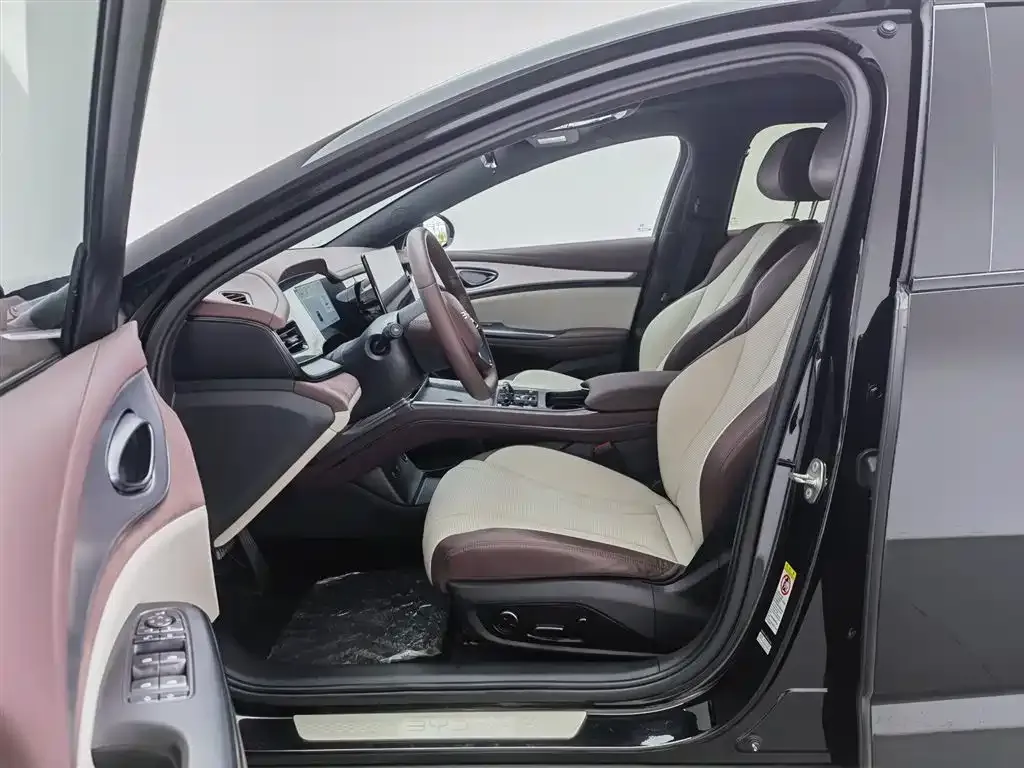 BYD Seal 07 DM-i 2025 из CN, фото 10