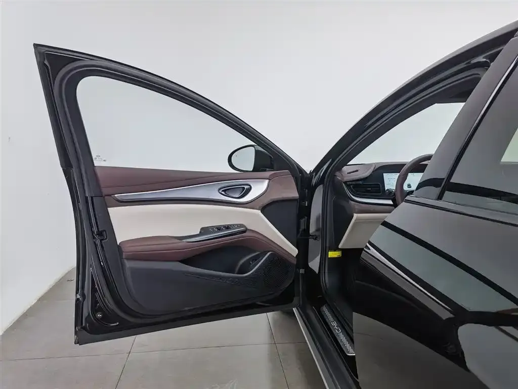 BYD Seal 07 DM-i 2025 из CN, фото 3
