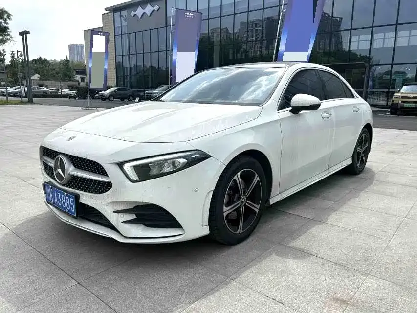 Mercedes-Benz A-Class 2023 из CN, фото 1