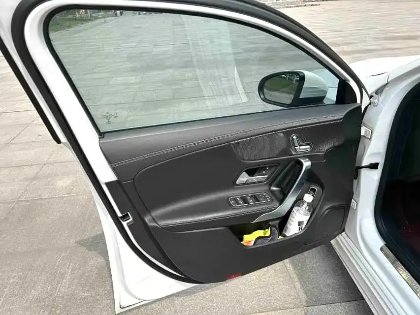 Mercedes-Benz A-Class 2023 из CN, фото 9