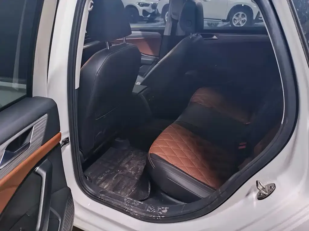 Volkswagen Sagitar 2022 из CN, фото 2