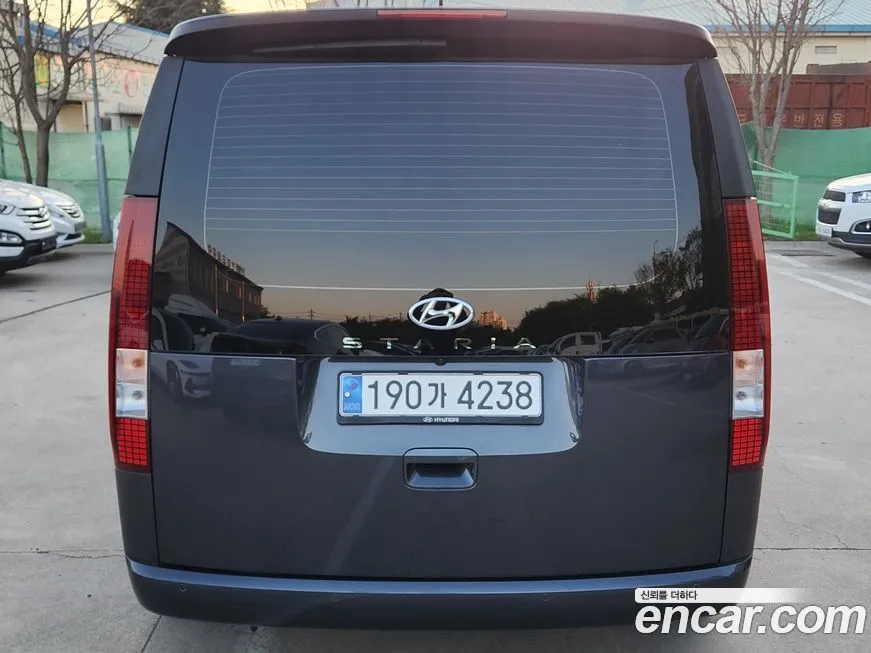 Hyundai Staria 2023 из KR, фото 6