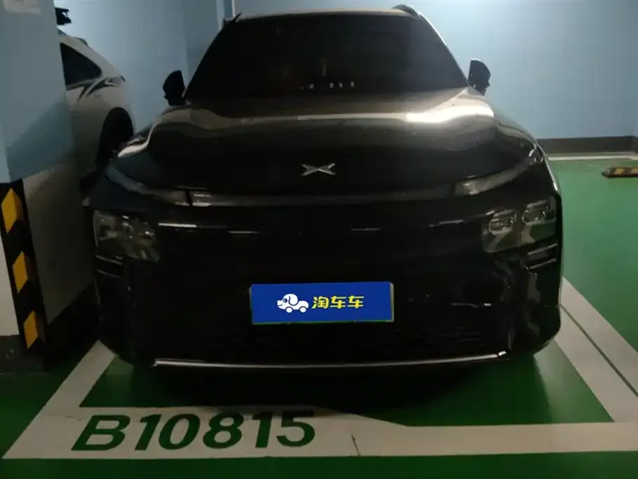 XPeng G9 2023 из CN, фото 2