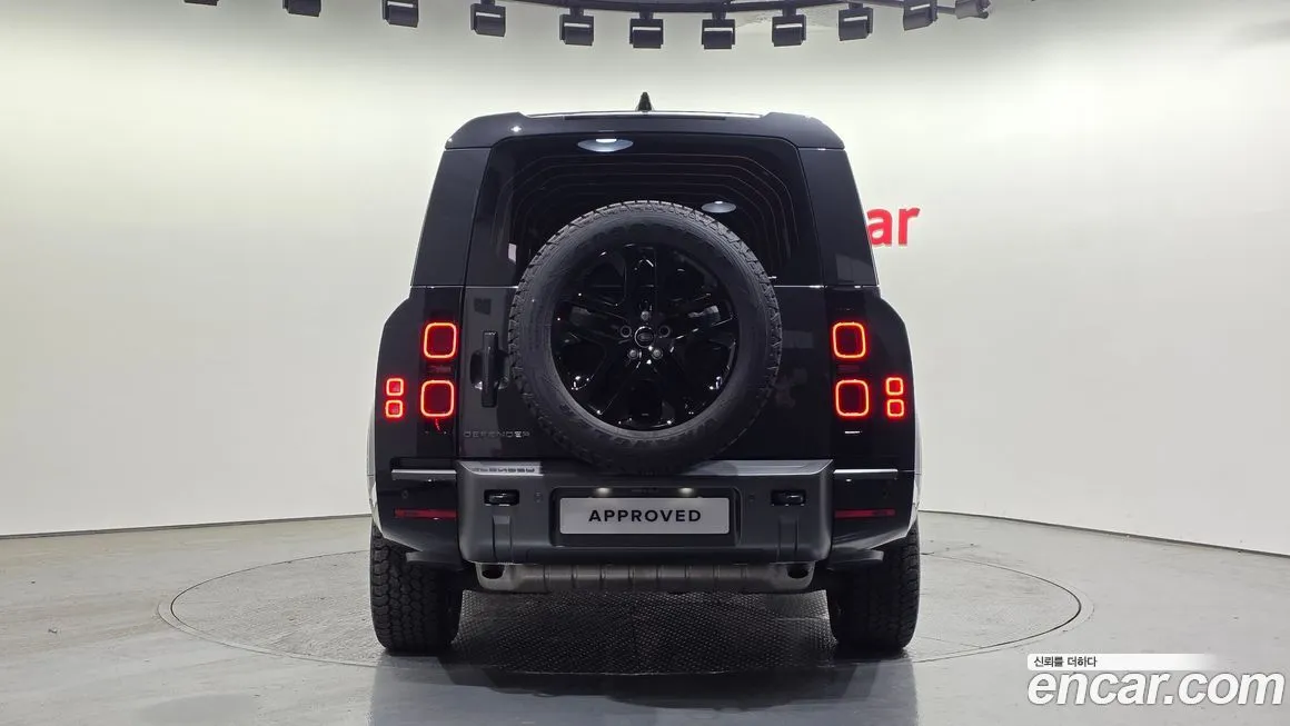 Land Rover Defender 2024 из KR, фото 8