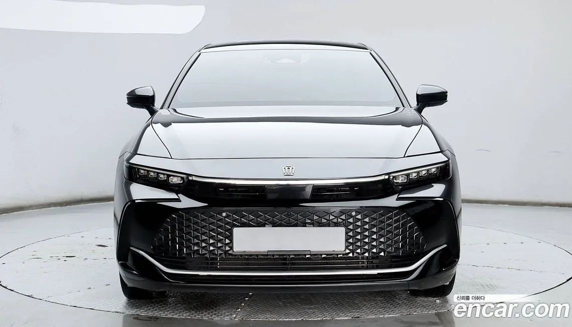 Toyota Crown 2023 из KR, фото 2