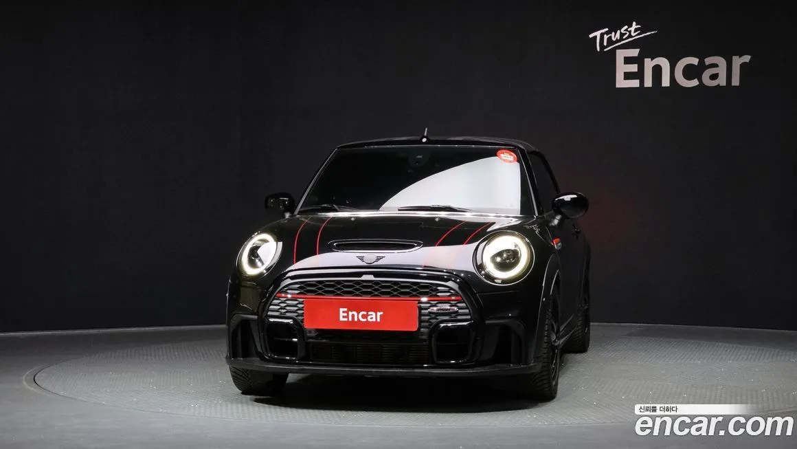 Mini Cooper Convertible 2023 из KR, фото 4