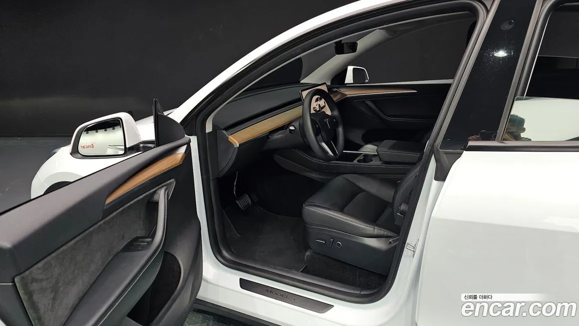 Tesla Model Y 2024 из KR, фото 10