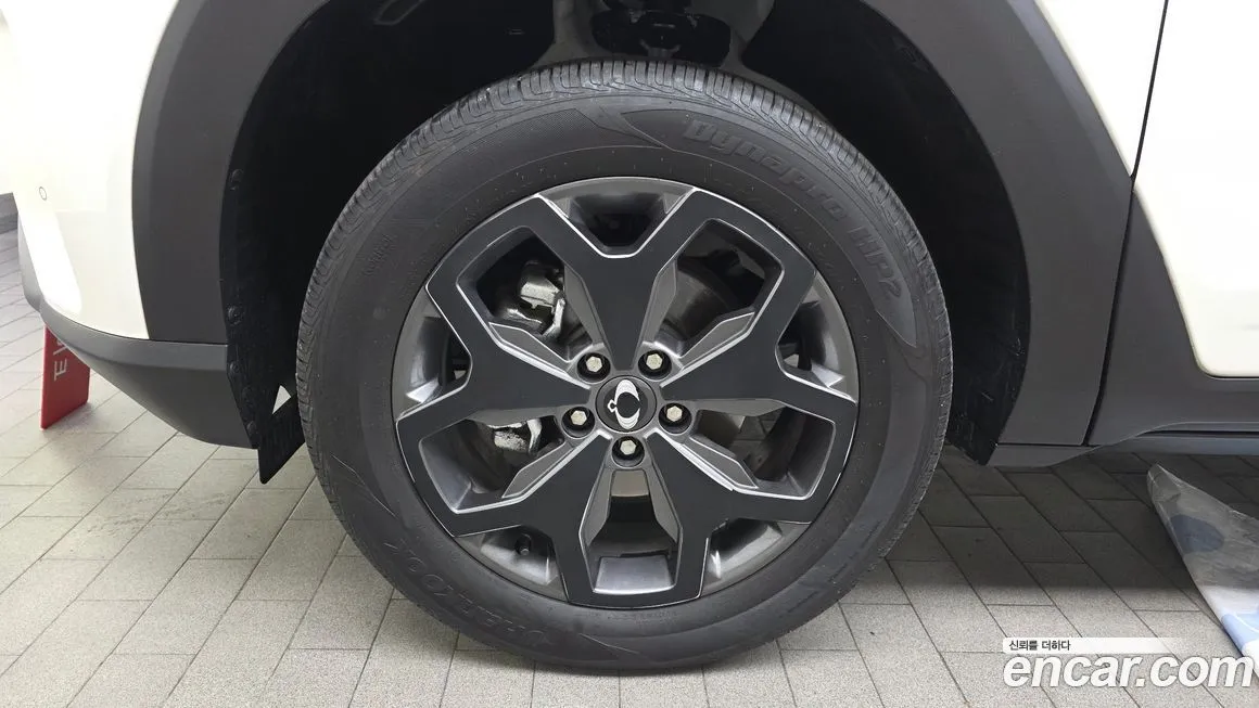 KG Mobility (Ssangyong) Torres — фото 9