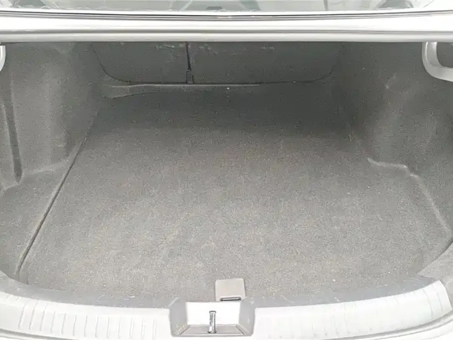 Volkswagen Sagitar 2021 из CN, фото 2
