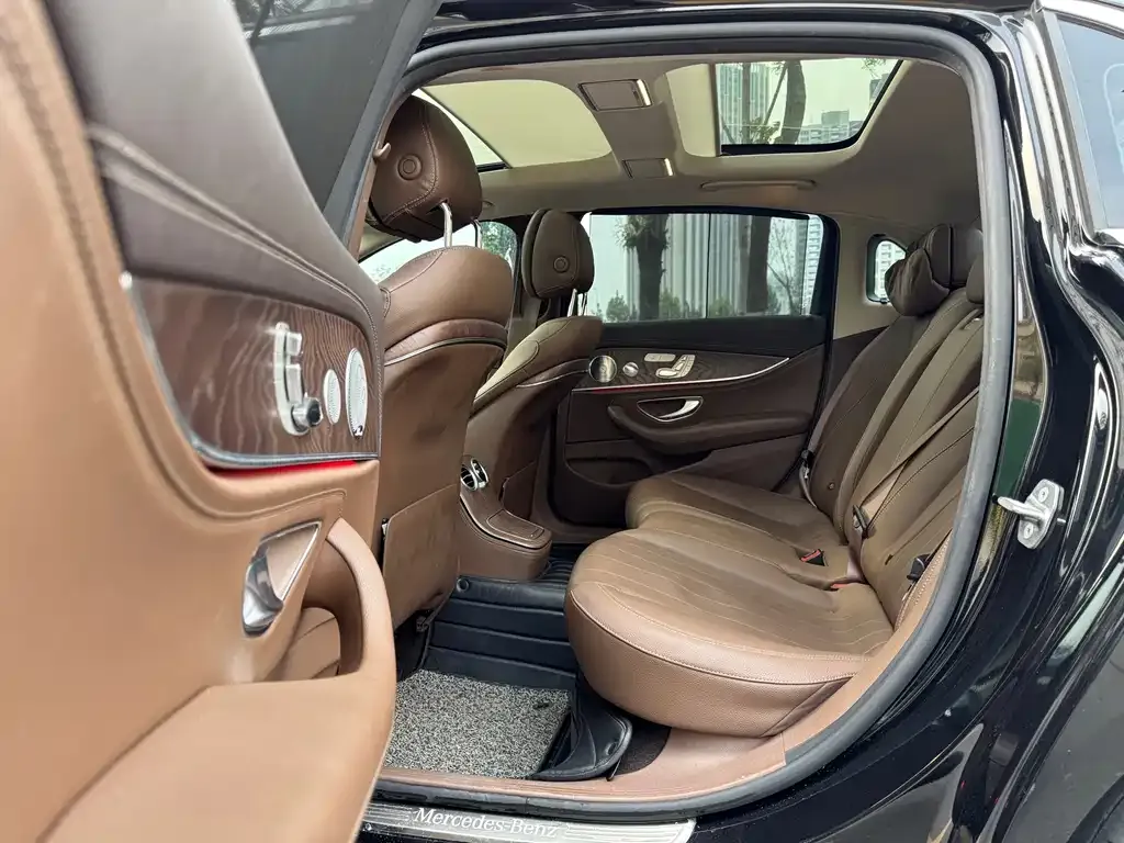 Mercedes-Benz E-Class 2021 из CN, фото 5