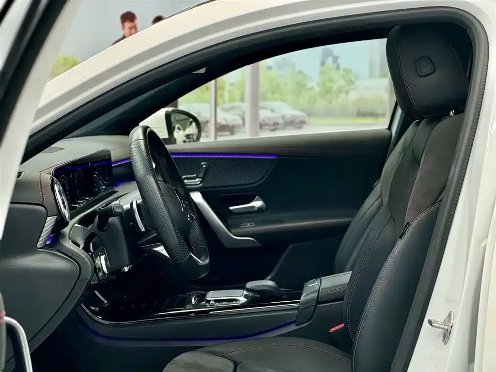 Mercedes-Benz A-Class 2023 из CN, фото 7